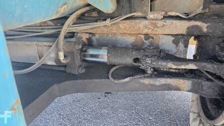 Wózki widłowe diesel 2010  SMV Konecranes SMV20-1200B (23)