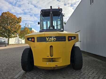 Wózki widłowe diesel 2013  Yale GDP120DC (7)