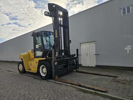 Wózki widłowe diesel 2013  Yale GDP120DC (3)