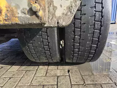 Terminaltraktor 2013  Terberg RT223 (21)