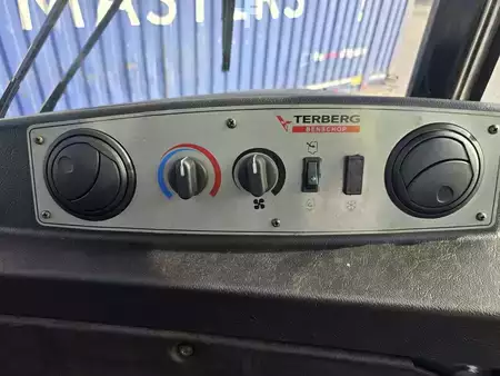 Terminaltraktor 2013  Terberg RT223 (27)