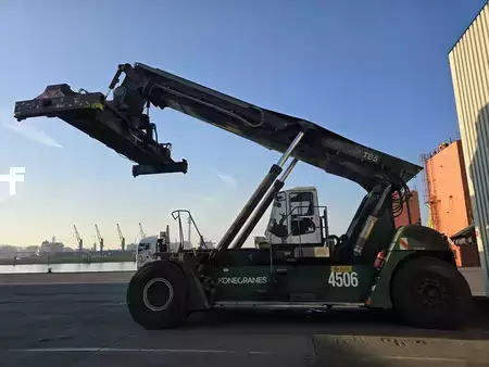 Reachstacker 2010  SMV Konecranes 4531TB5 (1)