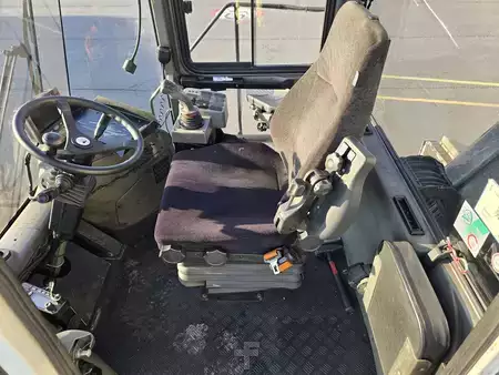 Reachstacker 2010  SMV Konecranes 4531TB5 (13)