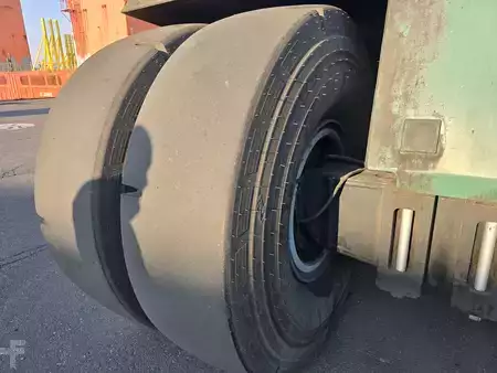 Reachstacker 2010  SMV Konecranes 4531TB5 (17)