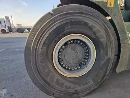 Reachstacker 2010  SMV Konecranes 4531TB5 (20)