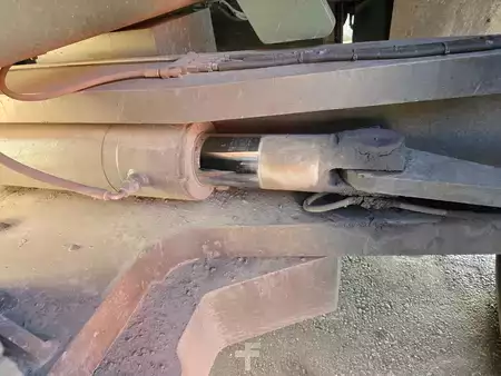 Reachstacker 2010  SMV Konecranes 4531TB5 (26)