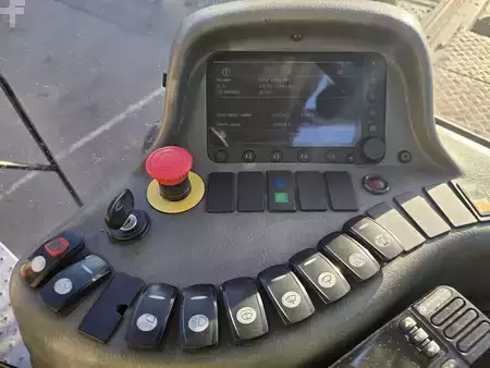 Reachstacker 2010  SMV Konecranes 4531TB5 (28)