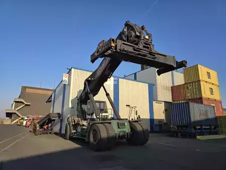 Reachstacker 2010  SMV Konecranes 4531TB5 (4)