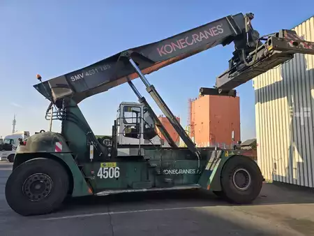 Reachstacker 2010  SMV Konecranes 4531TB5 (6)
