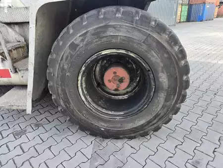 Reachstacker 2000  Terex TEC 48 (10)