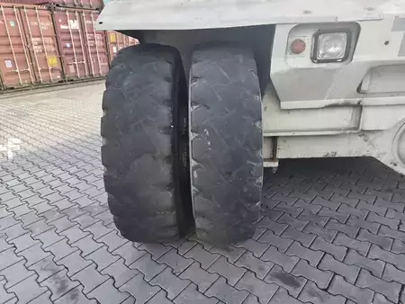 Reachstacker 2000  Terex TEC 48 (11)