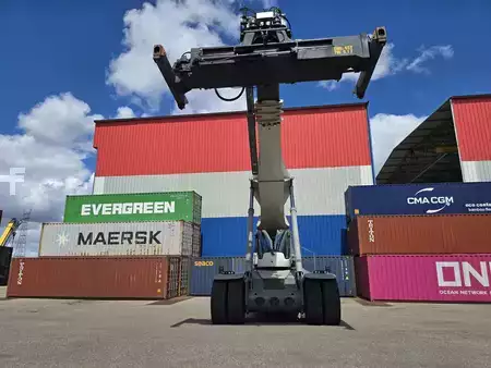 Reachstacker 2017  Liebherr LRS 545 (10)