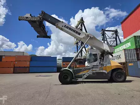 Reachstacker 2017  Liebherr LRS 545 (8)