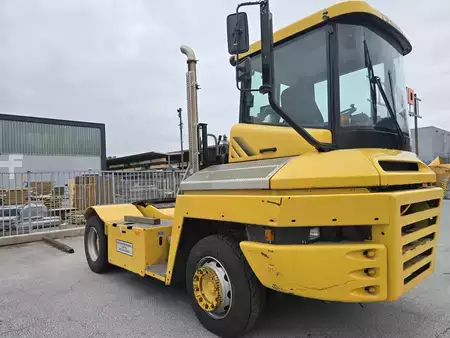 terminal traktor 2017  Terberg TT223 (2)