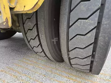 terminal traktor 2017  Terberg TT223 (25)