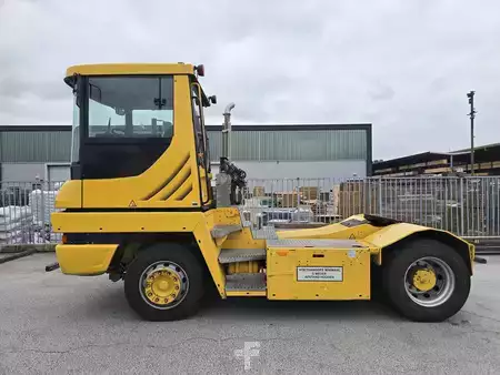 terminal traktor 2017  Terberg TT223 (6)