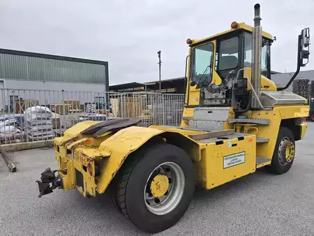 terminal traktor 2017  Terberg TT223 (9)