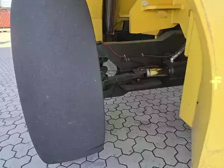 Reachstackers 2017  Hyster 46-33CH (14)