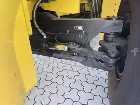 Reachstackers 2017  Hyster 46-33CH (15)