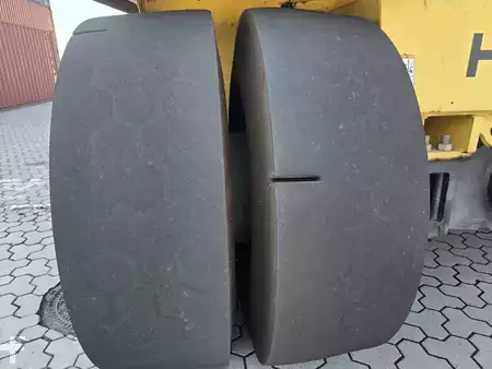 Reachstackers 2017  Hyster 46-33CH (20)