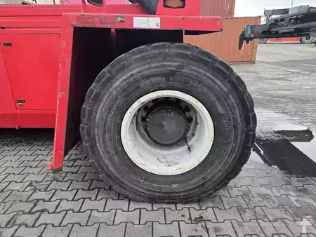 Reachstackers 2012  CVS Ferrari F258 (11)
