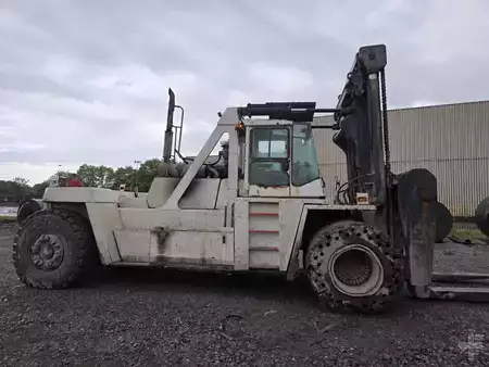 Carrelli elevatori diesel 2005  Kalmar DCD450-12 (1)