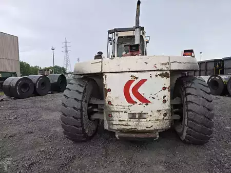Carrelli elevatori diesel 2005  Kalmar DCD450-12 (3)