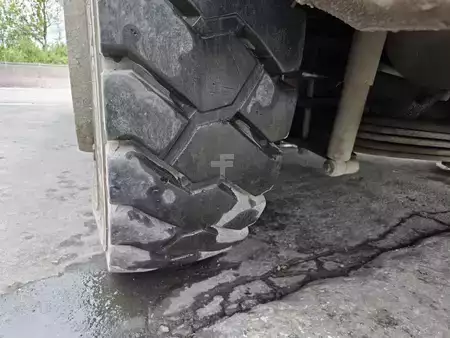 Terminálový traktor 2005  Terberg RT382 (13)