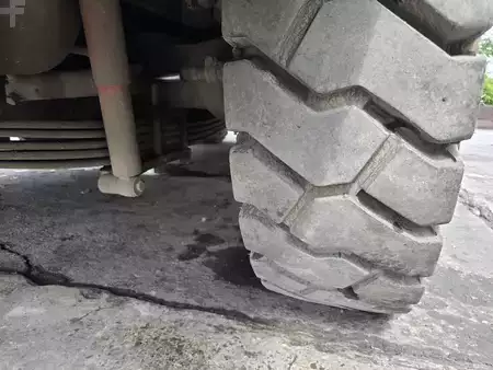 Terminálový traktor 2005  Terberg RT382 (14)