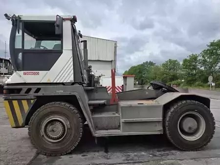 Terminálový traktor 2005  Terberg RT382 (4)