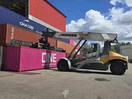 Reachstacker 2017  Liebherr LRS545 (14)