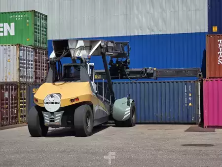 Reachstacker 2017  Liebherr LRS545 (19)