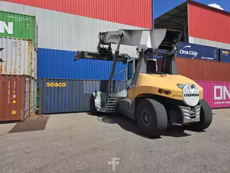Reachstacker 2017  Liebherr LRS545 (3)