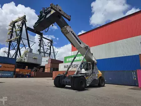 Reachstacker 2017  Liebherr LRS545 (7)