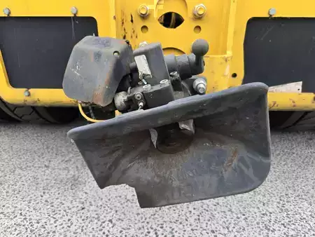 Terminálový traktor 2017  Terberg TT223 (12)