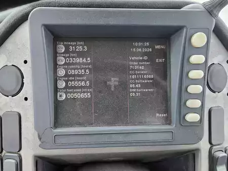 Terminálový traktor 2017  Terberg TT223 (13)