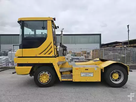Terminálový traktor 2017  Terberg TT223 (6)