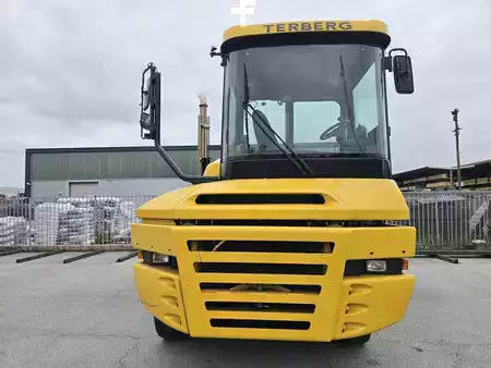 Terminálový traktor 2017  Terberg TT223 (8)