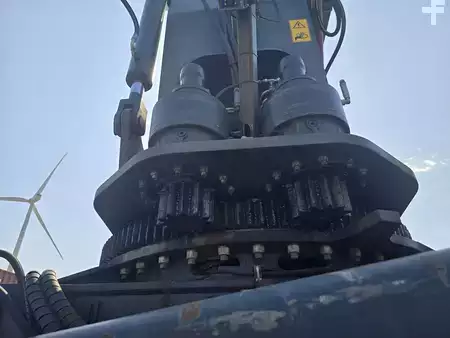 Reach stacker 2018  Kalmar DRG450-60C5 (19)