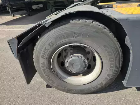 Terminál traktor 2019  Kalmar T2i (25)