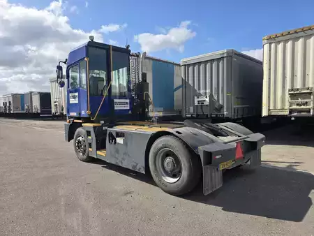 Terminál traktor 2019  Kalmar T2i (5)