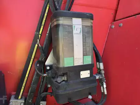Reach stacker 2017  Kalmar DRG450-60S5 (12)
