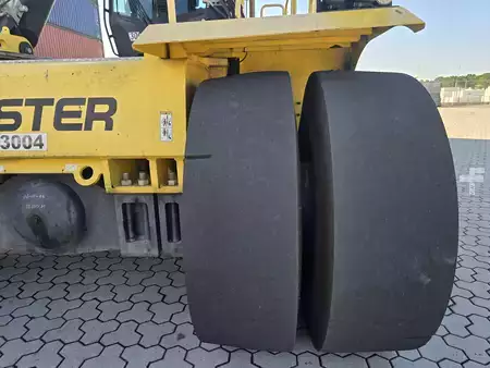Reachstacker 2017  Hyster 46-33 CH (25)
