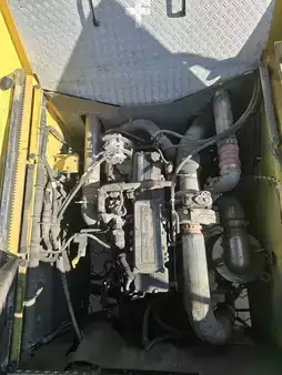 Reachstacker 2017  Hyster 46-33 CH (38)