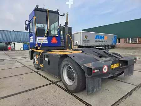 Terminál traktor 2022  Kalmar T2i (4)