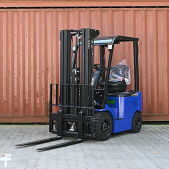 Eléctrico - 4 rodas 2024 EP Equipment EFL181 EFL 181 (1)