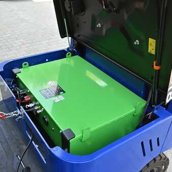Electric - 4 wheels 2025  EP Equipment EFL181 EFL 181 (8)