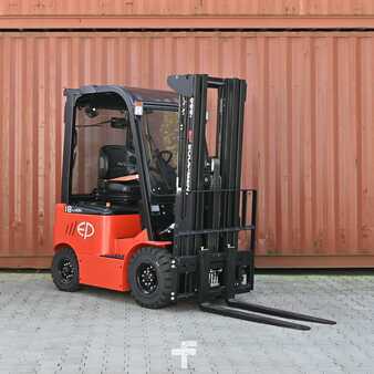 Eléctrico - 4 rodas 2025 EP Equipment EFL 181 (3)