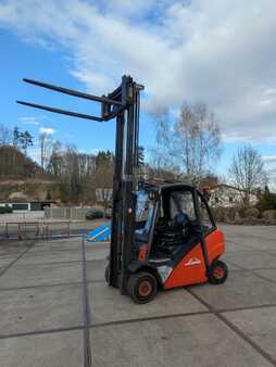 Empilhador diesel 2003 Linde H25D (1)