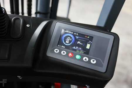 Eléctrico - 4 rodas 2025  Heli CPD25 H2 Li HD (5)